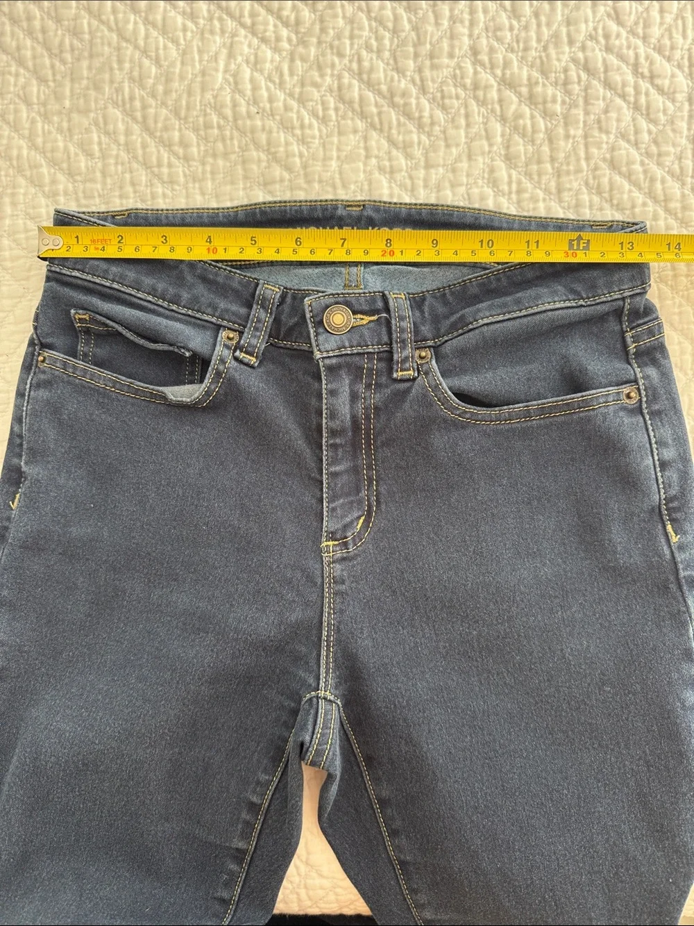 Michael Kors Izzy Skinny Navy Jeans  size 6 dark wash denim casual chic